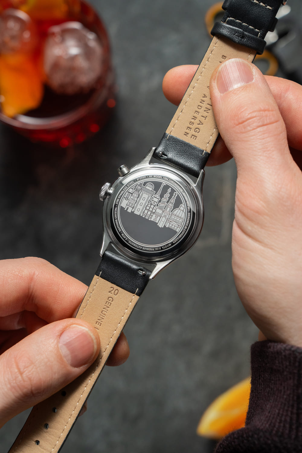 1564 Chronodate Automatic, Steel / Negroni