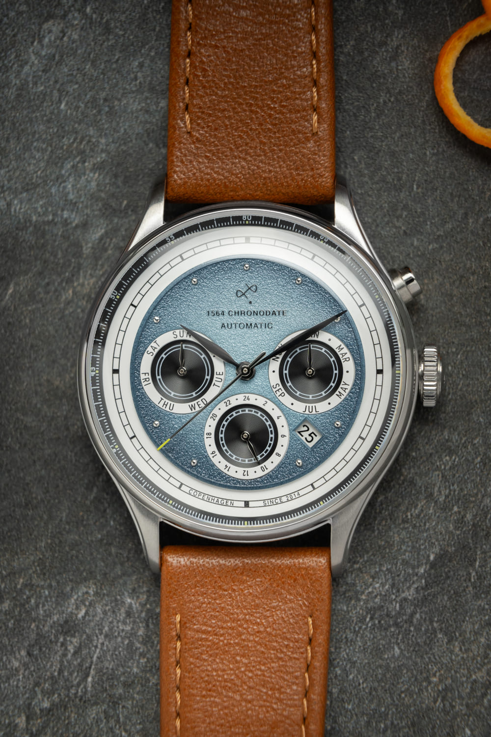 1564 Chronodate Automatic, Steel / Ice Blue