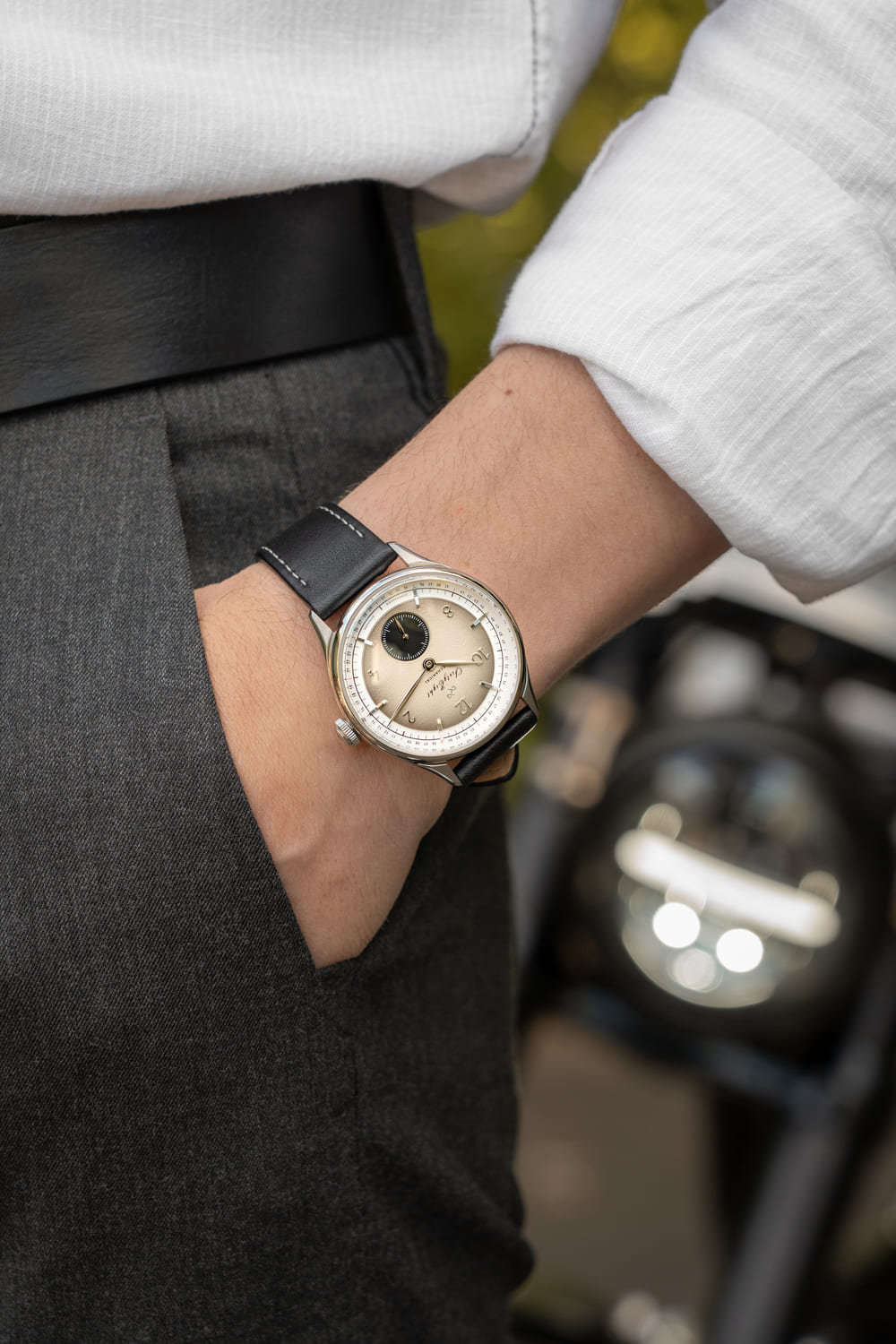1968 Mechanical (Hand-Wound), Steel / Sand & Black