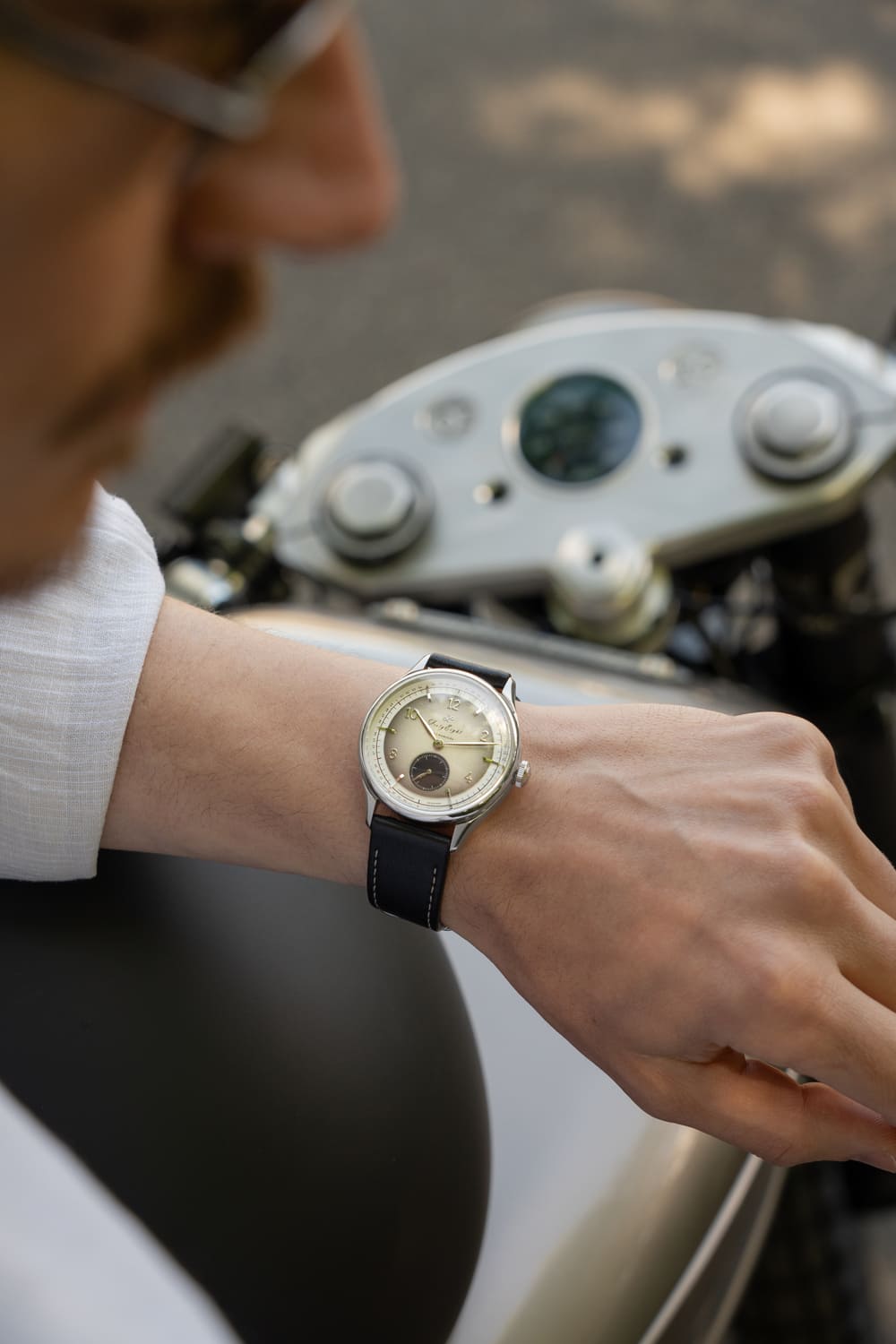 1968 Mechanical (Hand-Wound), Steel / Sand & Black
