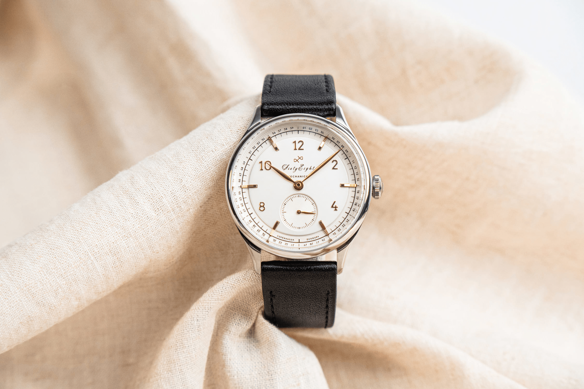 1968 Mechanical (Hand-Wound), Steel / White & Rose Gold