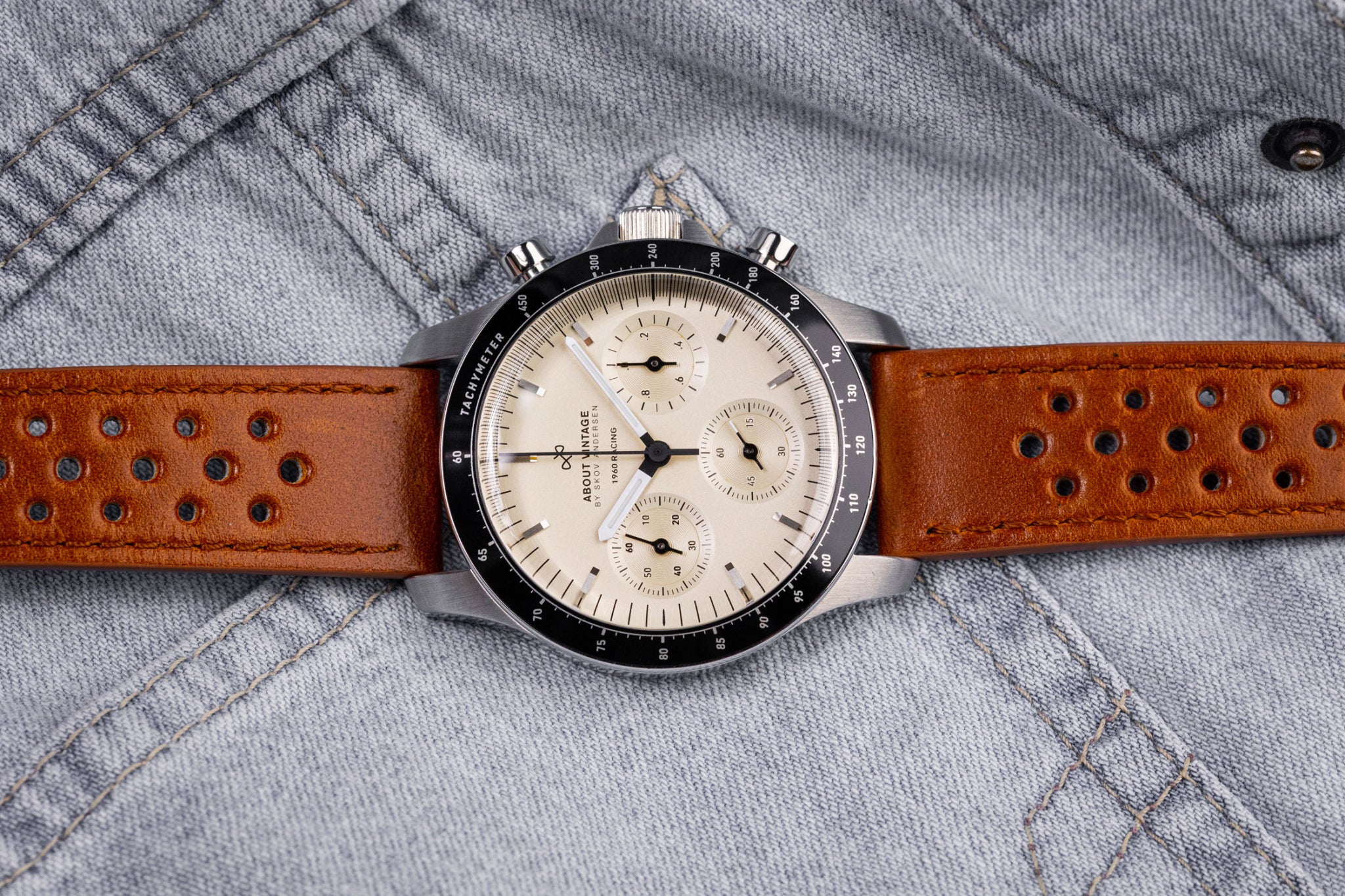 1960 Racing Chronograph, Steel / Off White